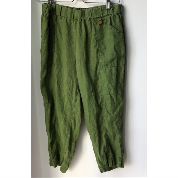*Sold* Ellen Tracy Pure Linen Capri Pants - Picture 2 of 12